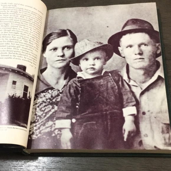 ELVIS the book - Picture 4 of 15